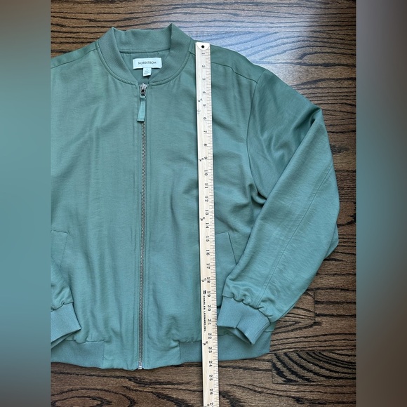 NWOT Nordstrom Bomber Jacket - olive green - size small - Picture 4 of 7
